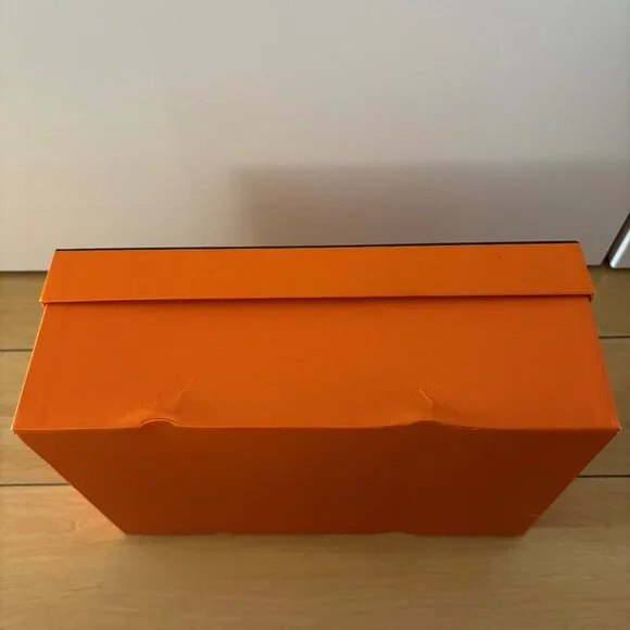 Hermes empty shoe box with ribbon - Picture 6 of 10